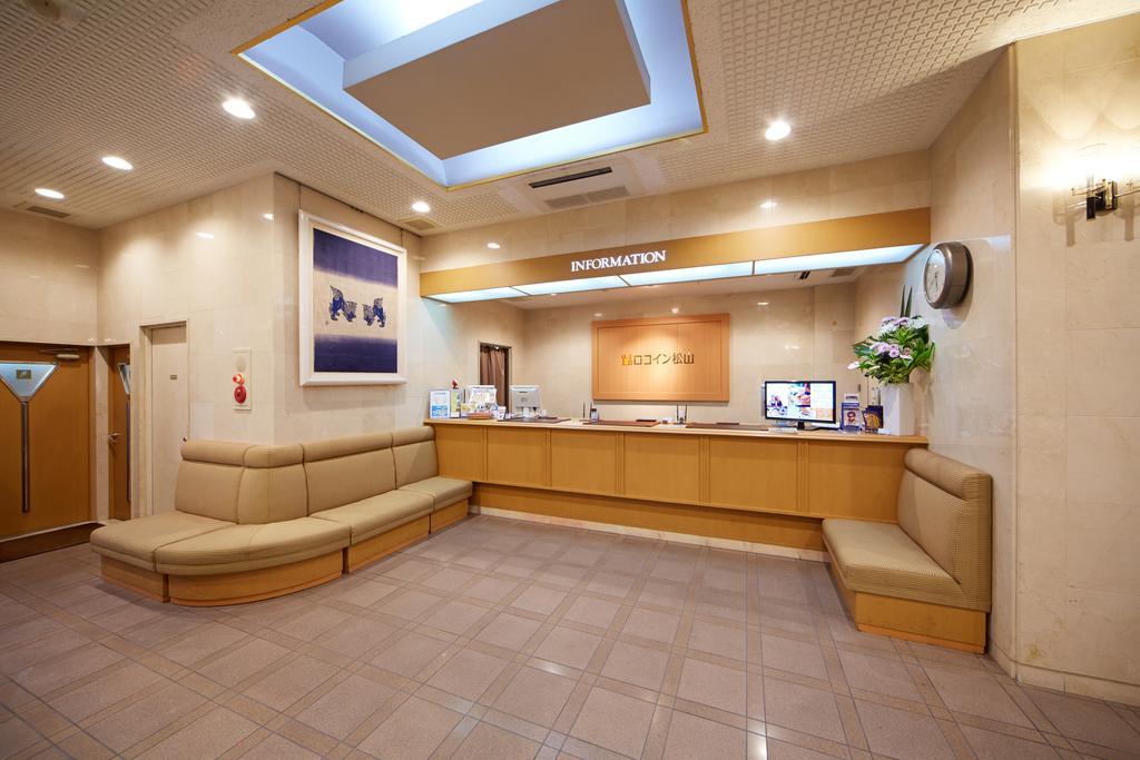 Roco Inn Matsuyama Naha Bagian luar foto
